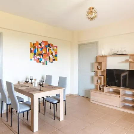 Seaview Retreat - Orpheas Seaview Apartment