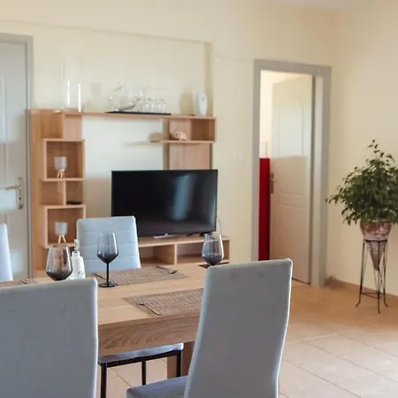Apartment Seaview Retreat - Orpheas Seaview Skafidia
