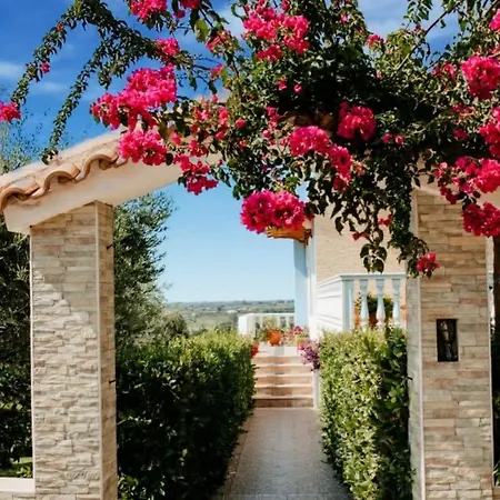 Seaview Retreat - Orpheas Seaview